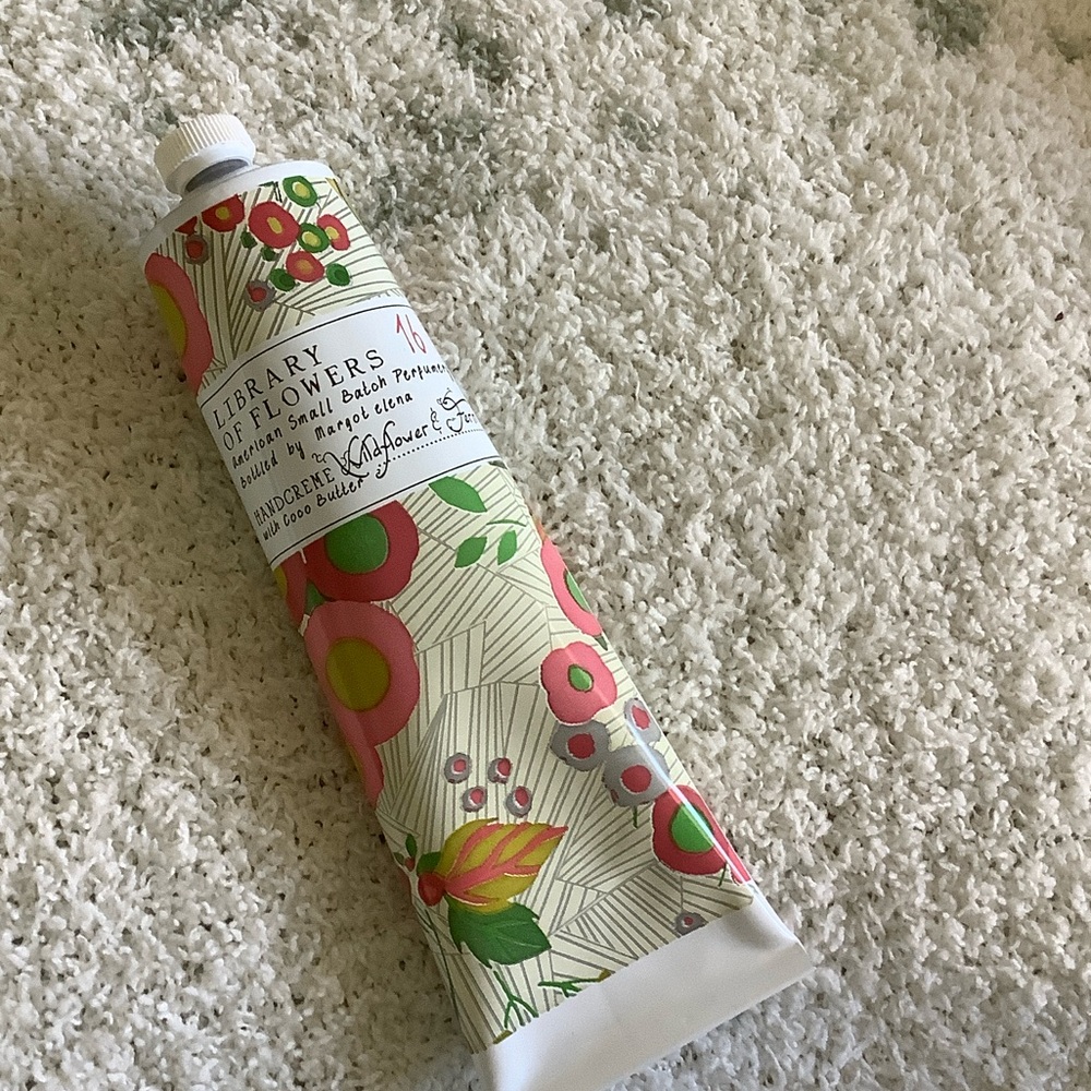 Library of Flowers Scented  Handcreme Margot Elena Wildflower & Fern NWT 2.3oz - Picture 13 of 15